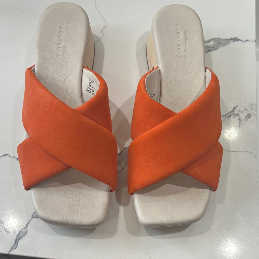 Women's Sanctuary Orange Crisscross Slide Sandals with wooden platform